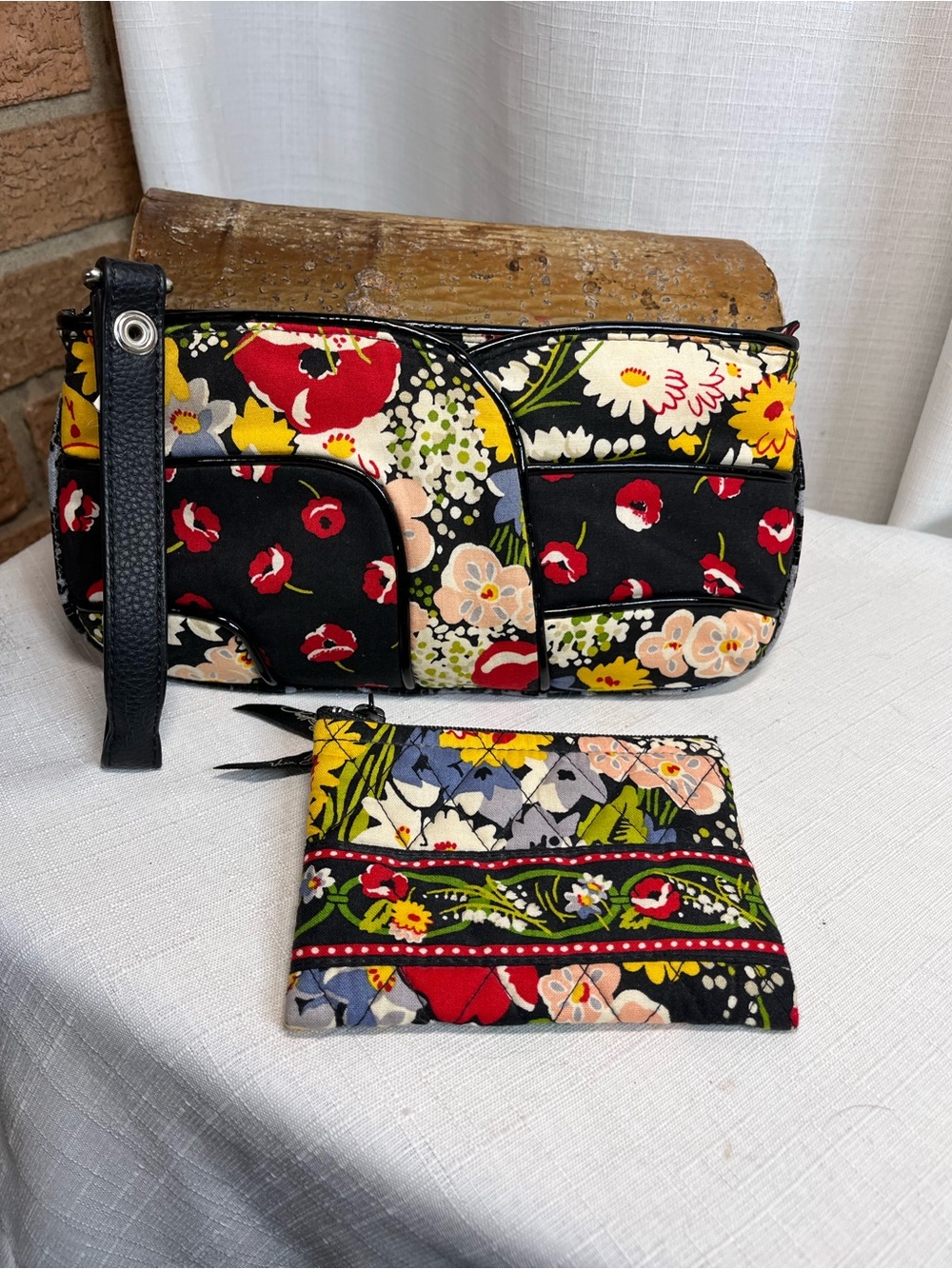 Vera Bradley Poppy Fields Floral Clutch Wristlet + Mini Bag Set